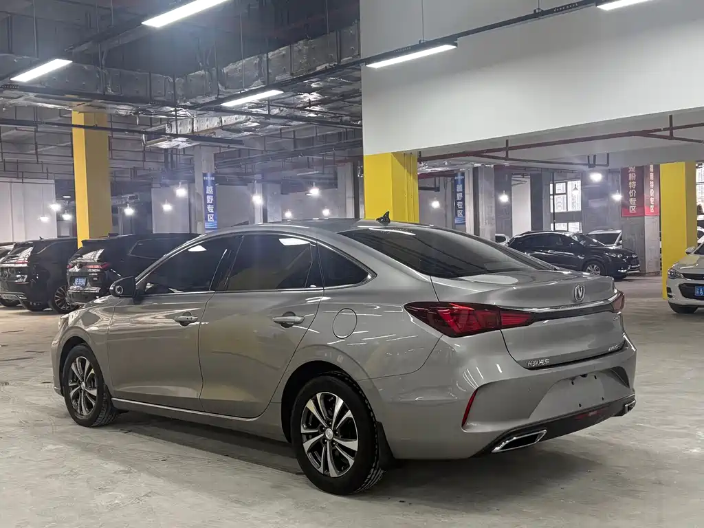 Changan Eado — миниатюра 6