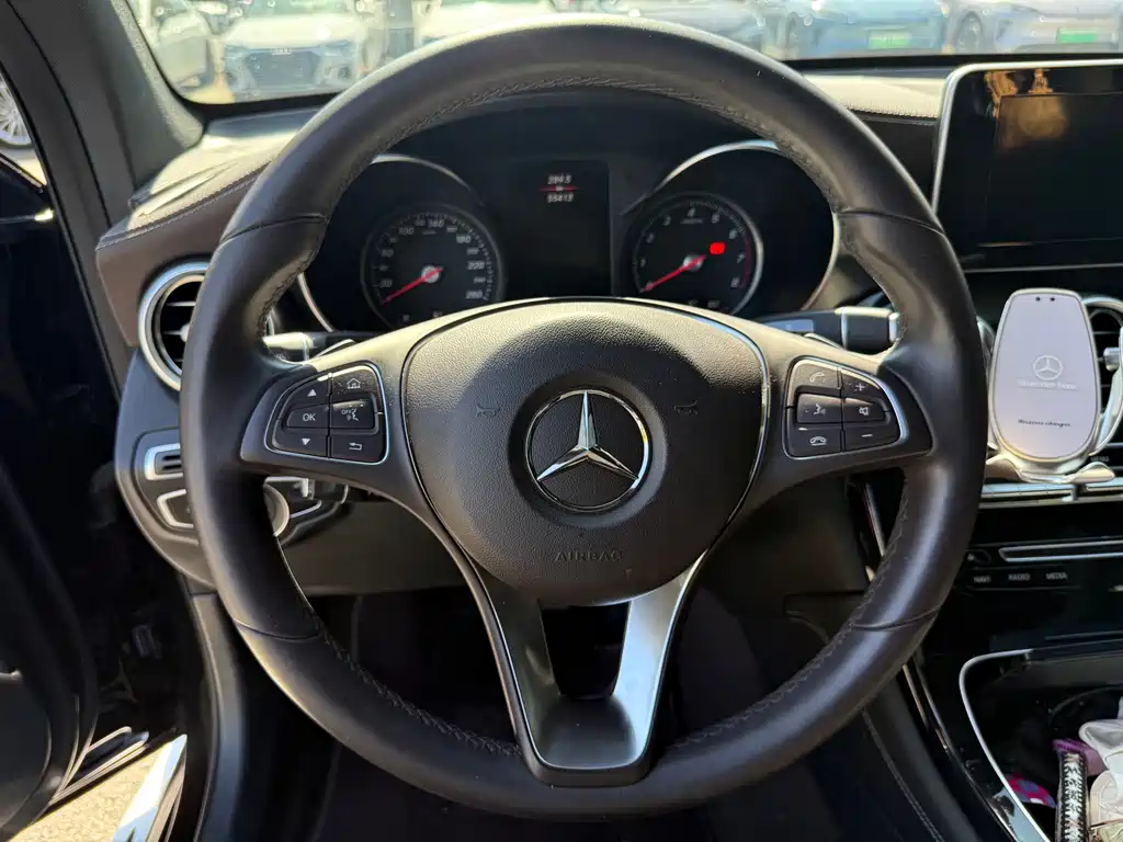 Mercedes-Benz GLC — миниатюра 8