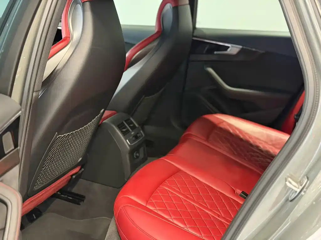 Audi S4 — миниатюра 4