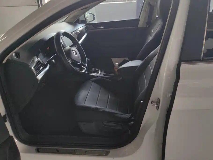 Volkswagen Lavida — миниатюра 9