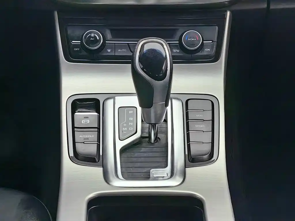Geely Emgrand GL — миниатюра 13