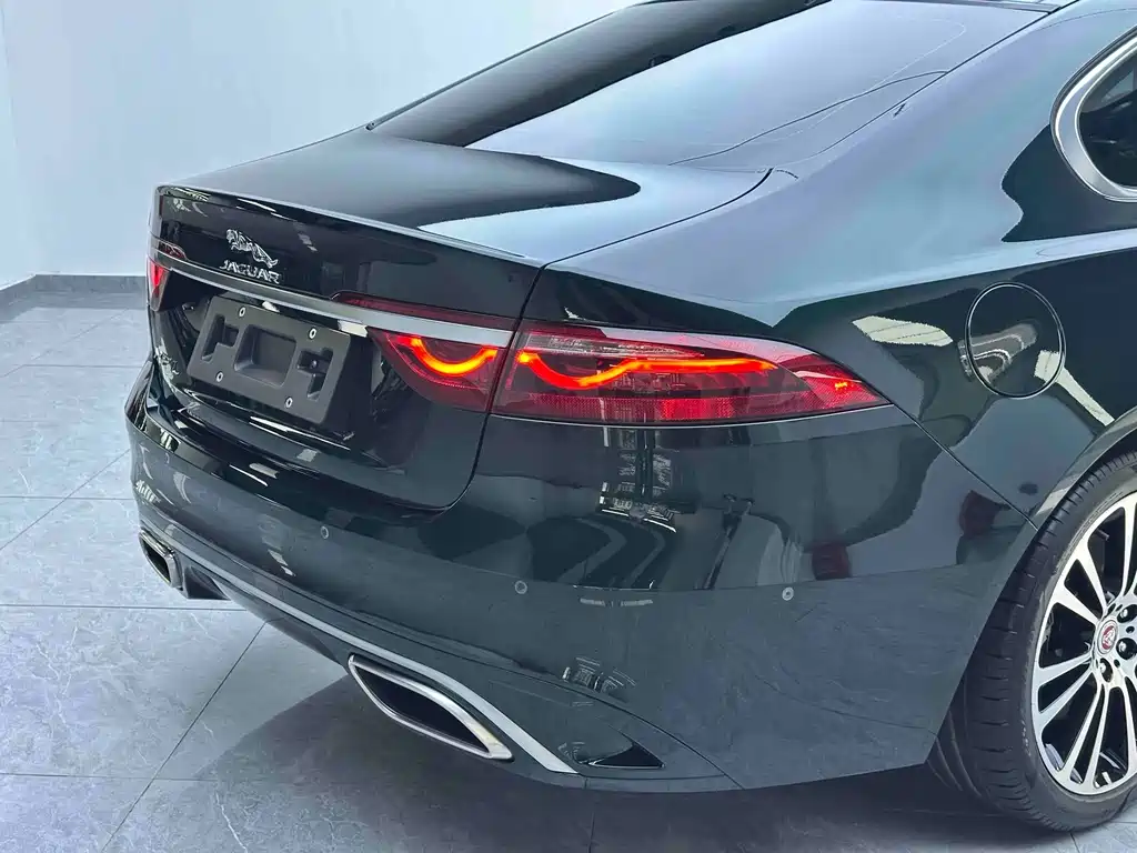 Jaguar XFL — миниатюра 17
