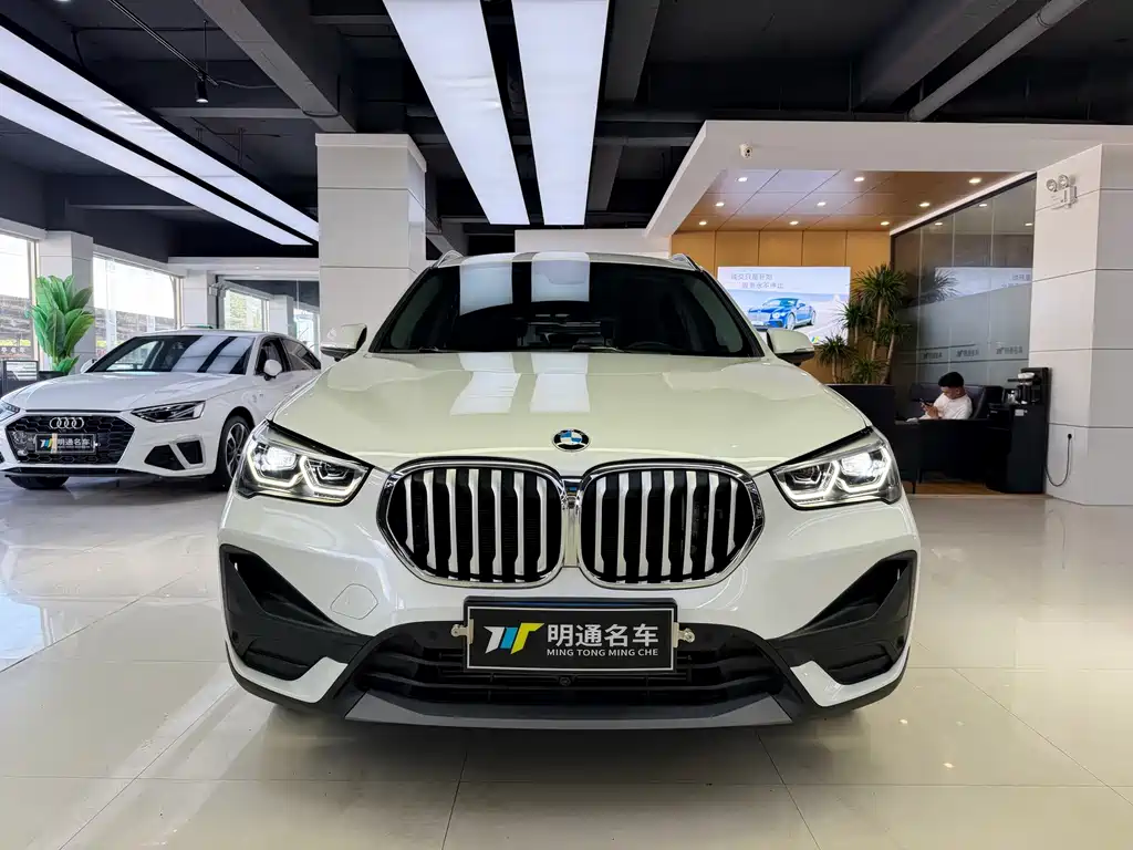 BMW X1 — миниатюра 3
