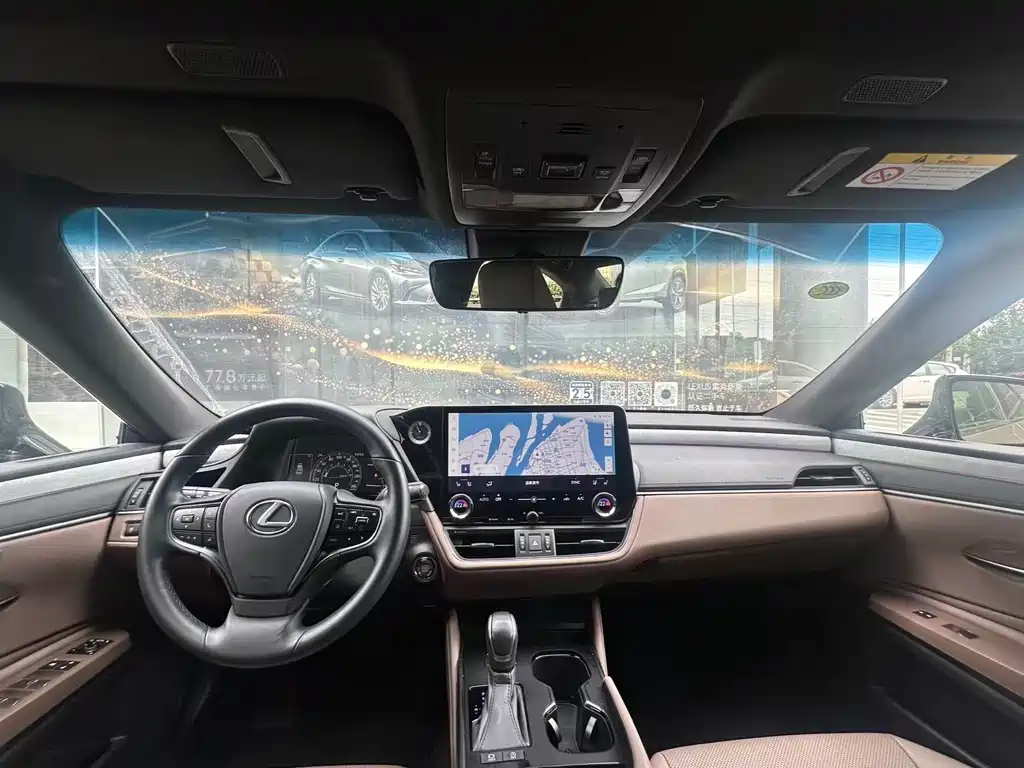Lexus ES 2025 200 Premium