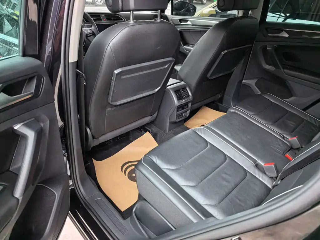 Volkswagen Tiguan — миниатюра 11