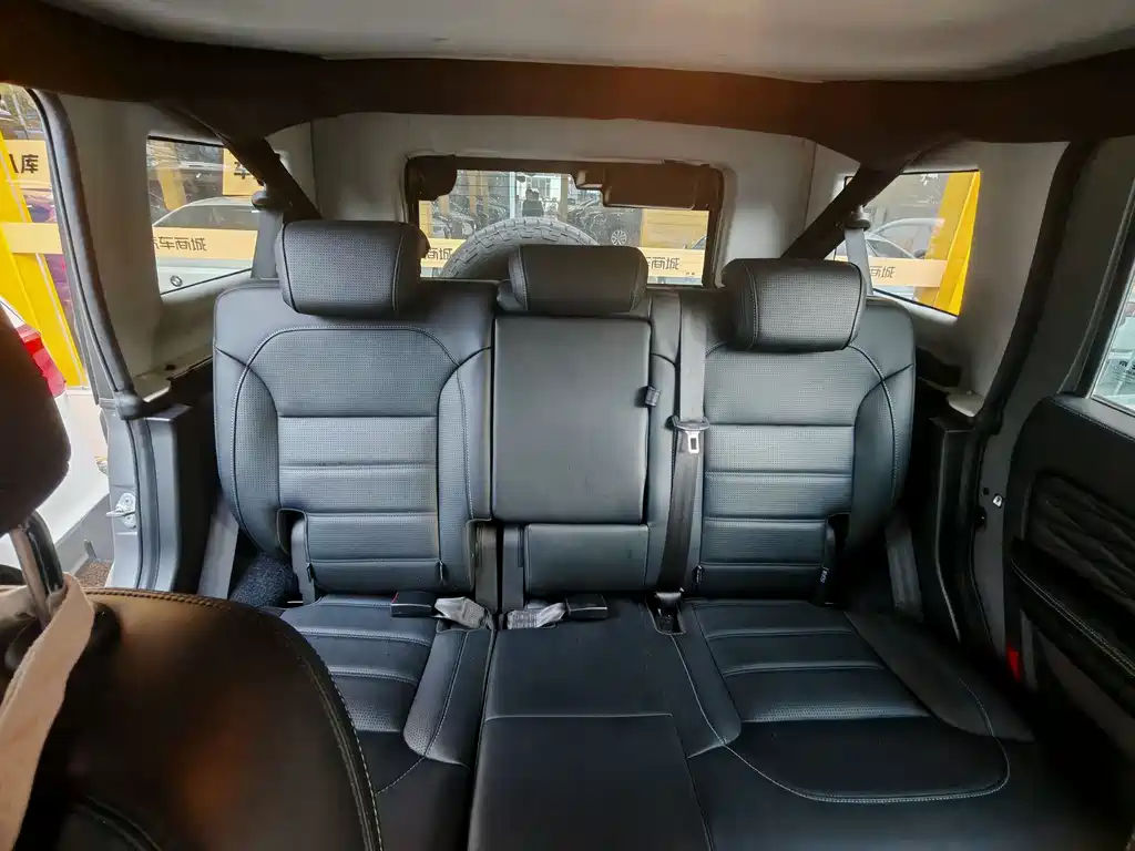 BAIC BJ40 2023 2.0T AT Champion