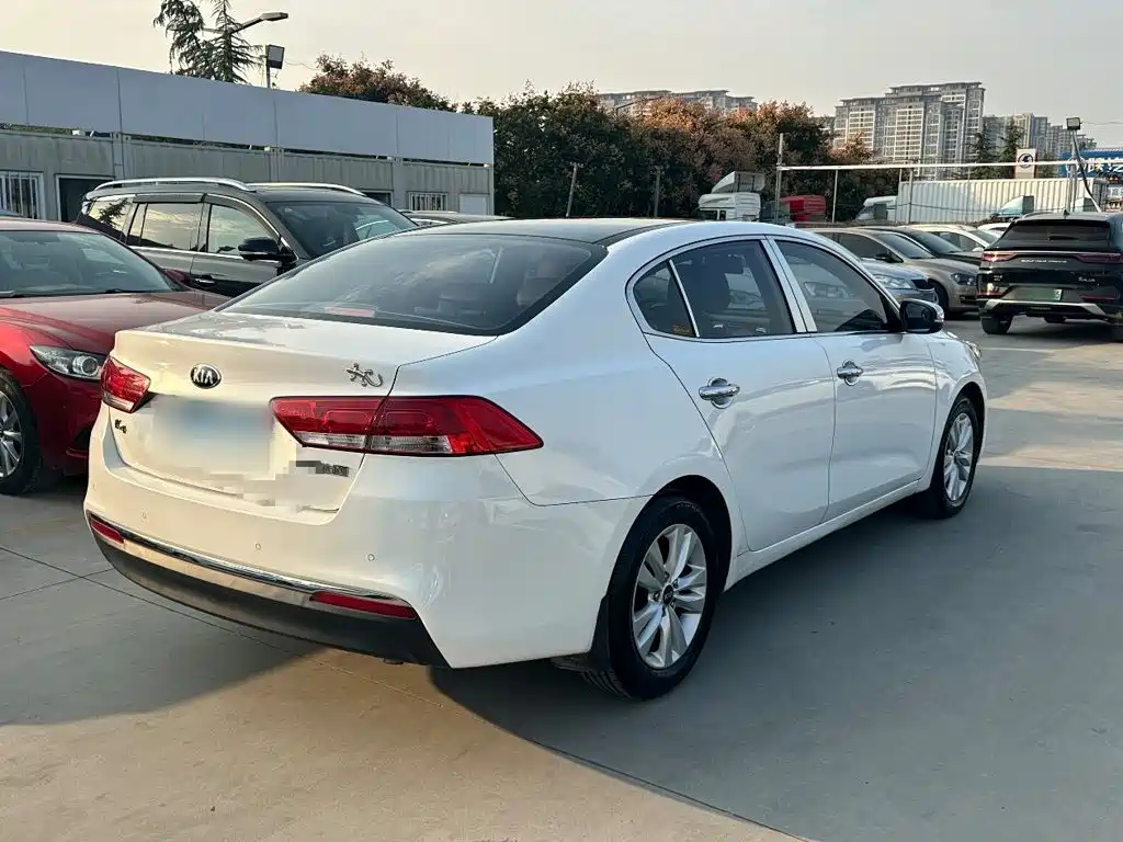 Kia K4 — миниатюра 7