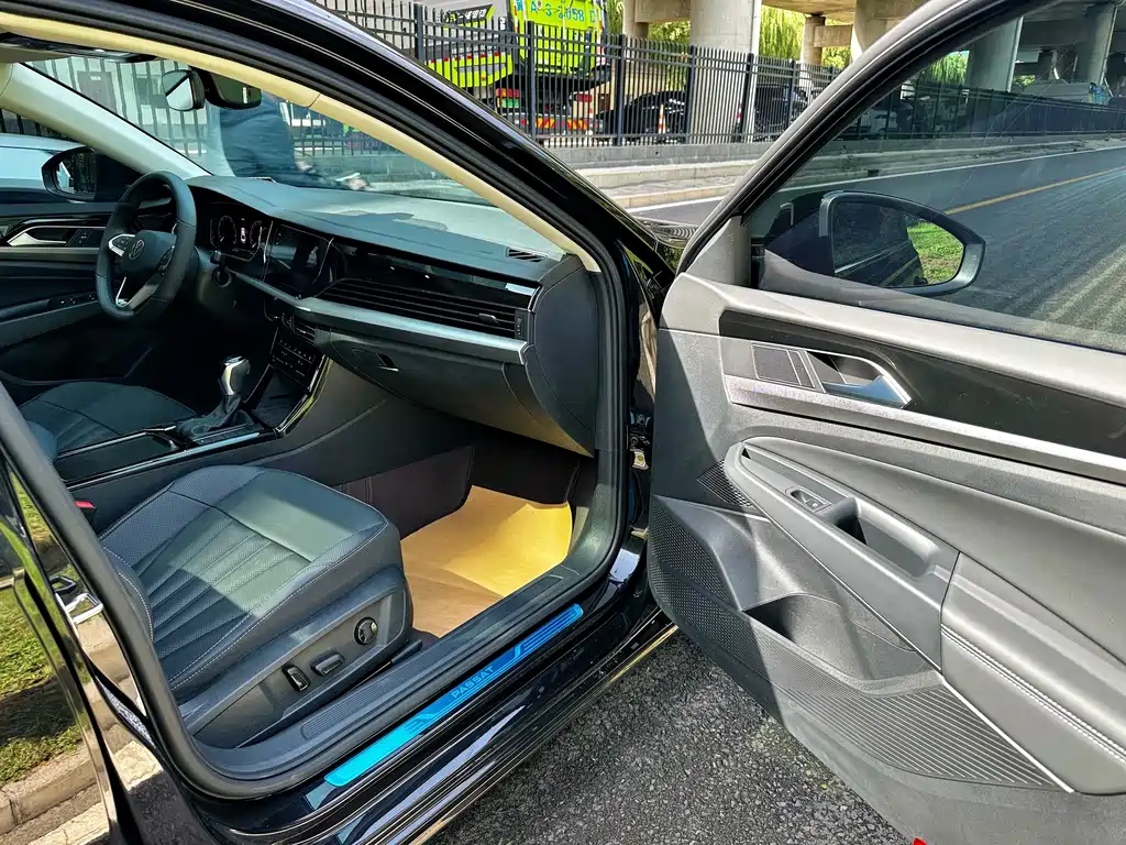 Volkswagen Passat — миниатюра 9