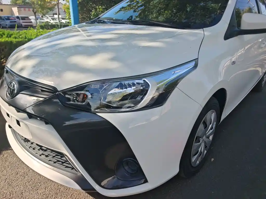 Toyota Yaris L — миниатюра 24