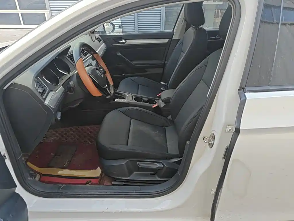 Volkswagen Lamando — миниатюра 15