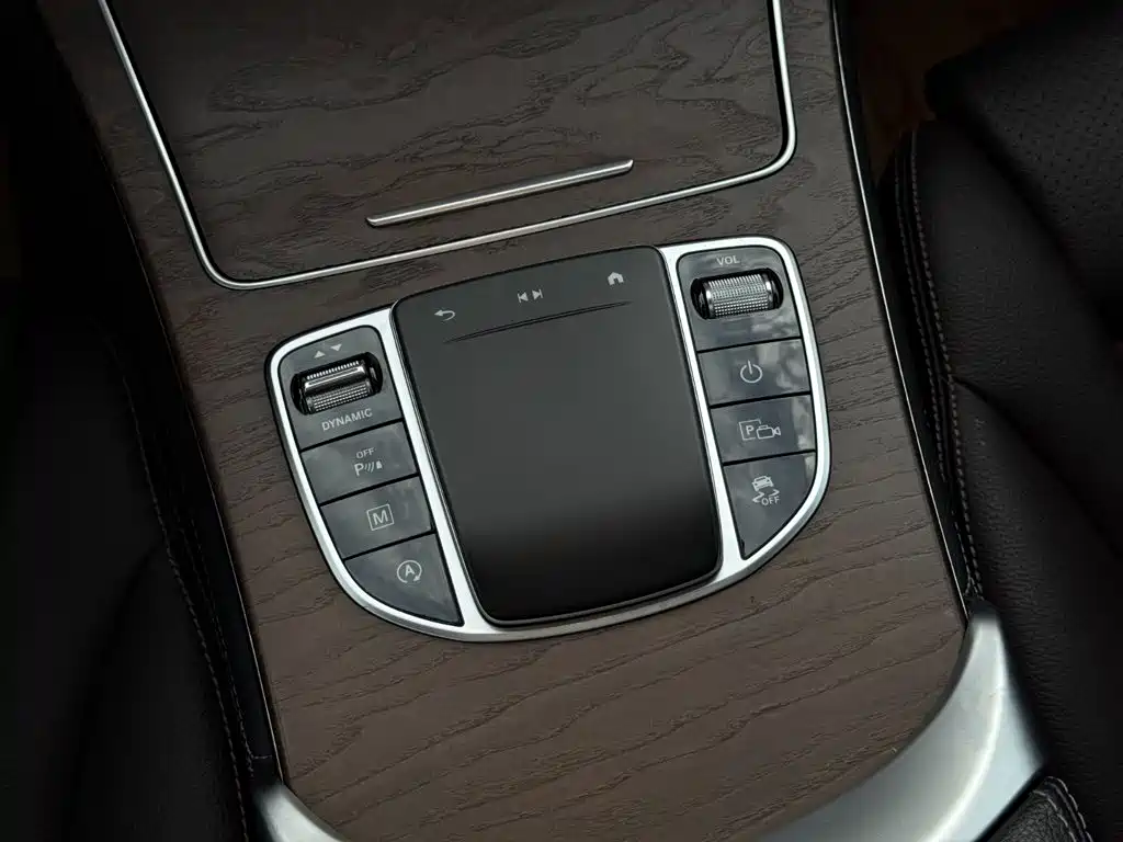 Mercedes-Benz GLC — миниатюра 19