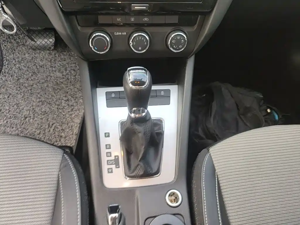 Skoda Octavia — миниатюра 14