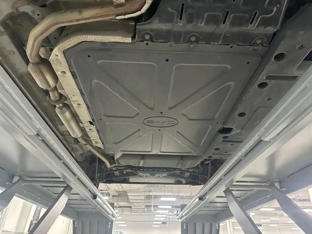 BYD PLUS New Energy — миниатюра 32