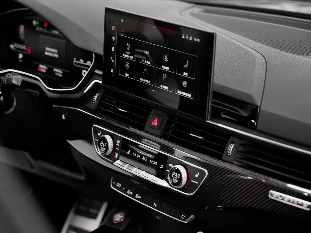 Audi RS 5 2022 — фото 14