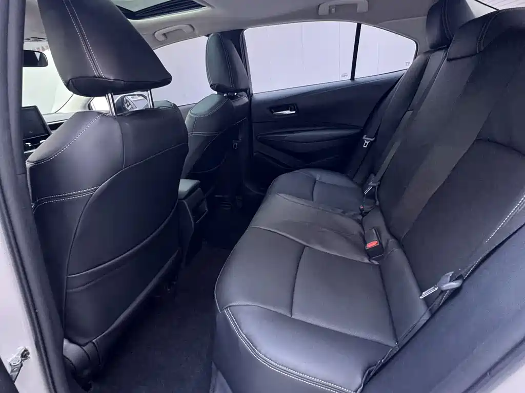 Toyota Corolla — миниатюра 11