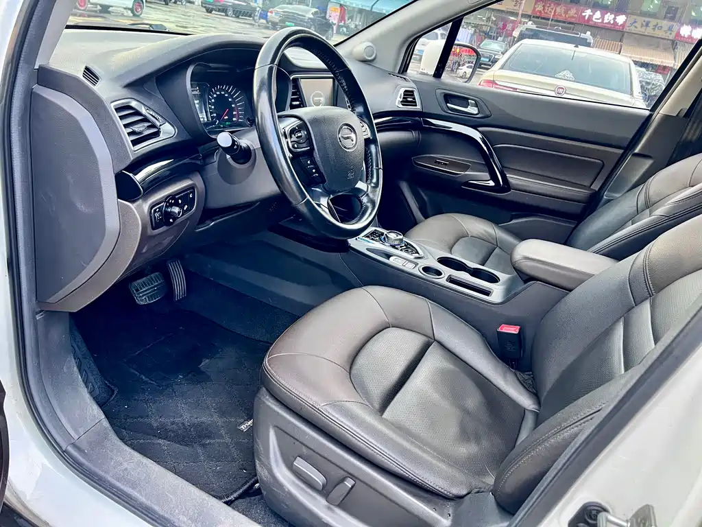 GAC TRUMPCHI GS4 NEW ENERGY