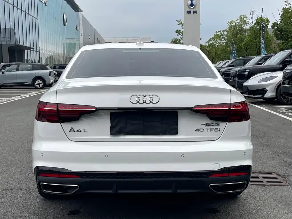 Audi A4L — миниатюра 17