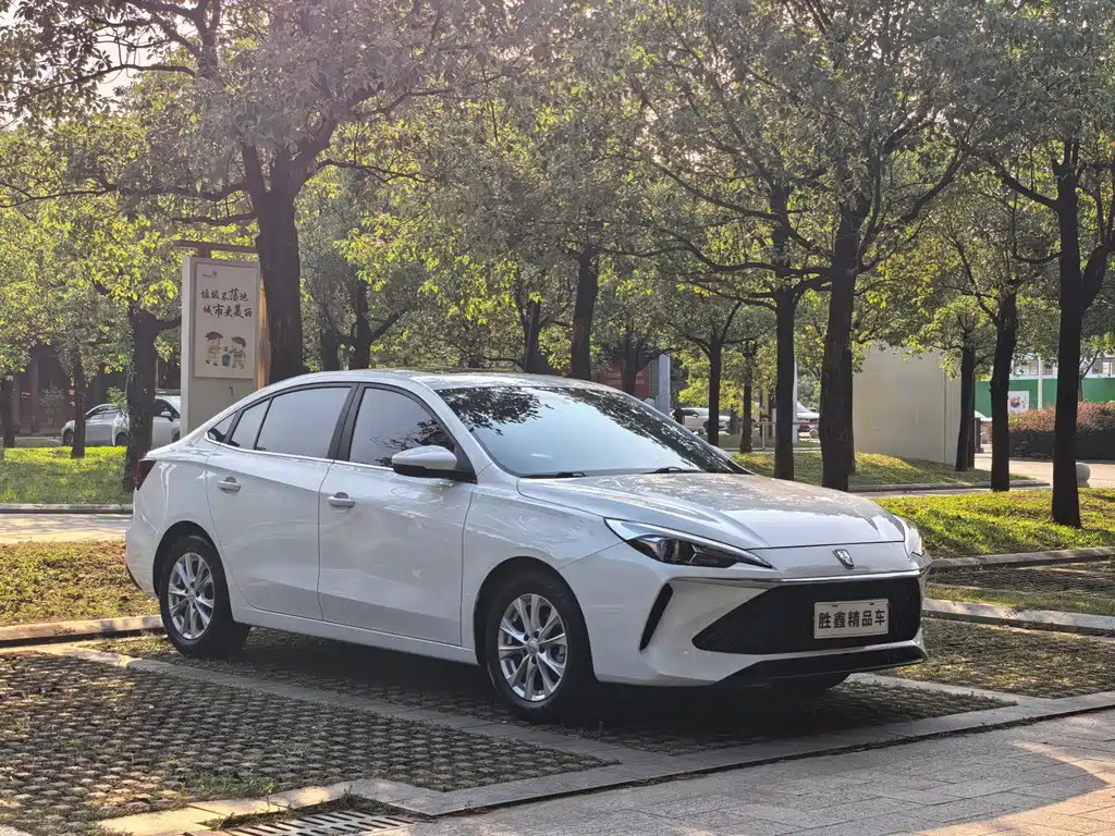 Roewe i5 — миниатюра 3