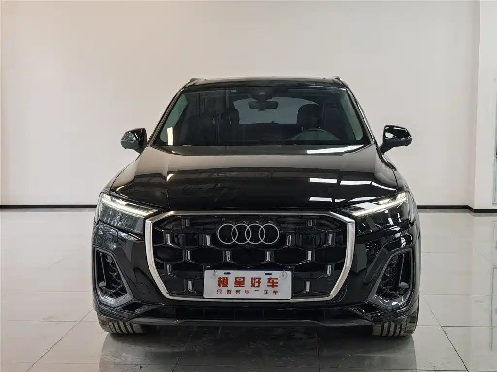 Audi Q7 2025 55 TFSI quattro S line Sport