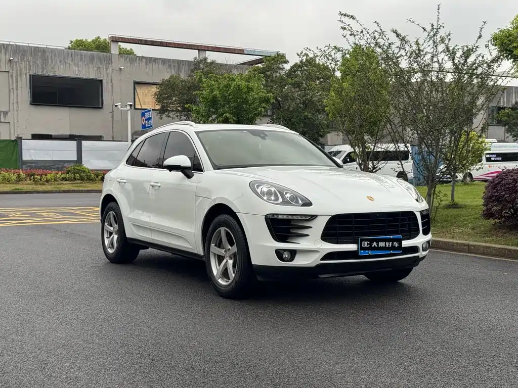 Porsche Macan 2016 Macan 2.0T