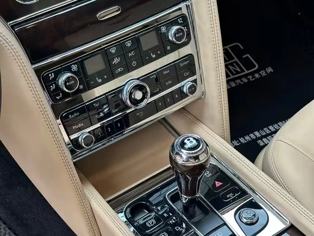 Bentley — фотографии объявления, Фото 6