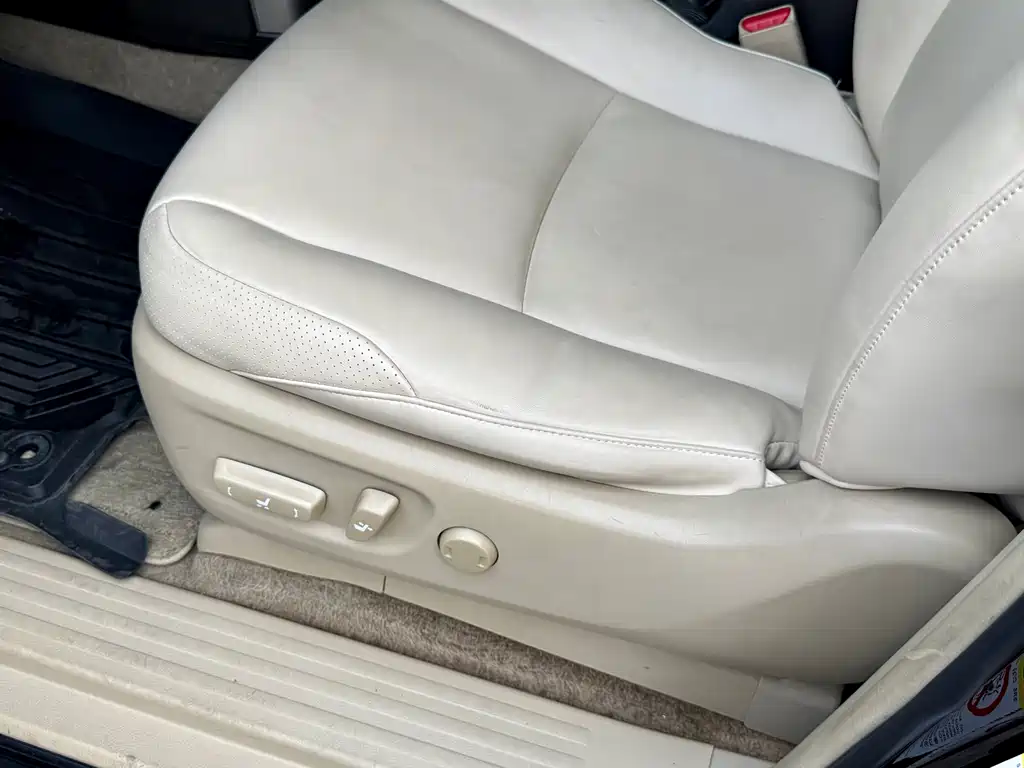 Toyota Land Cruiser Prado 2010 4.0L AT TX-L