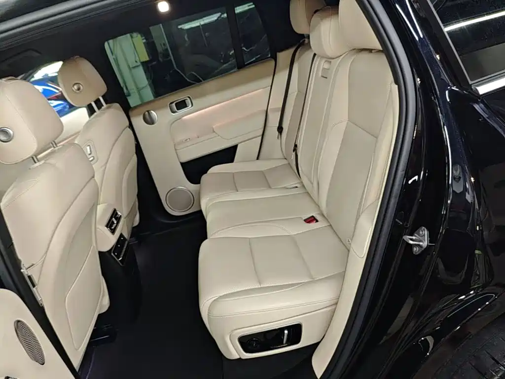 Li Auto Li L7 — миниатюра 17