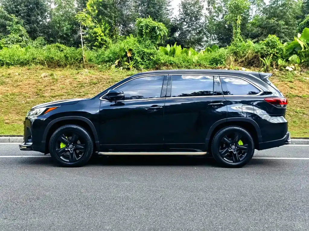 Toyota Highlander — миниатюра 4