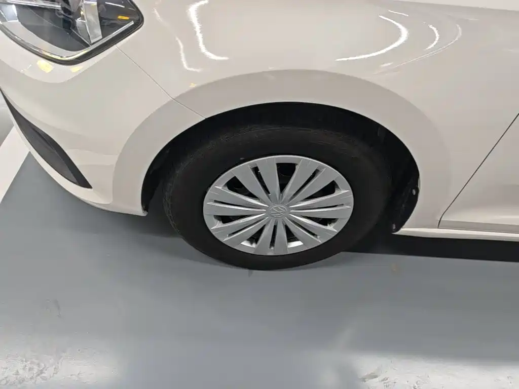 Volkswagen Santana — миниатюра 23