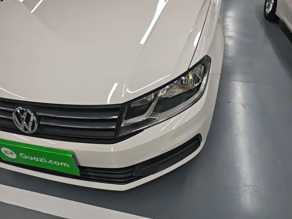 Volkswagen Santana — миниатюра 24