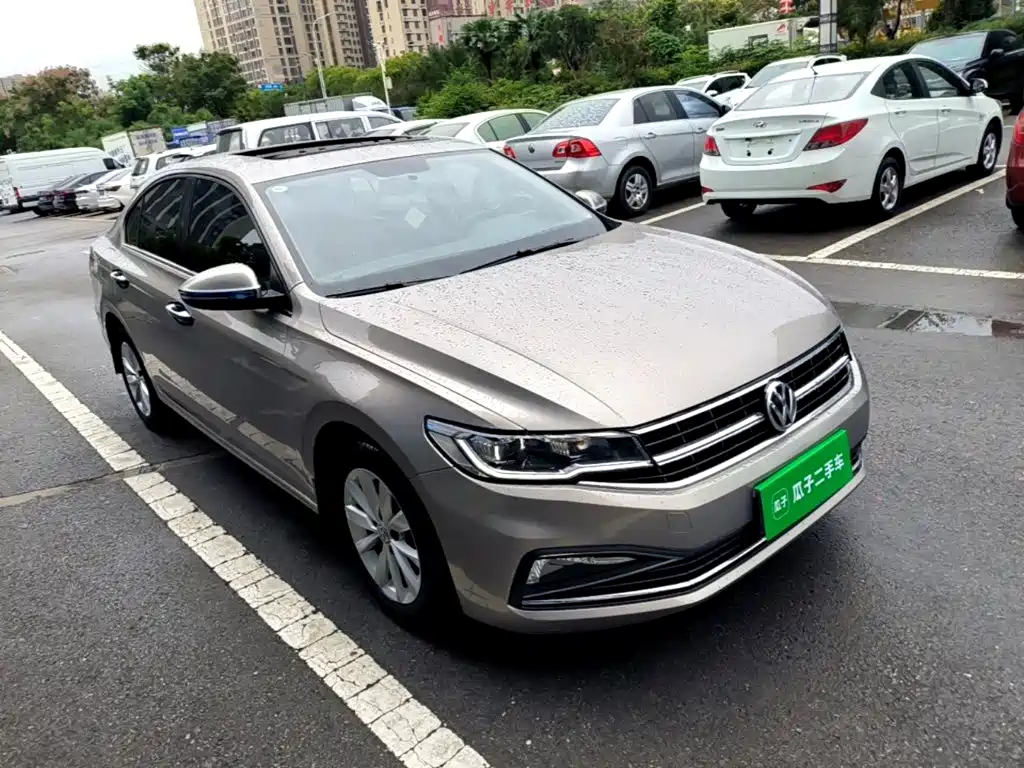 Volkswagen Bora — миниатюра 4