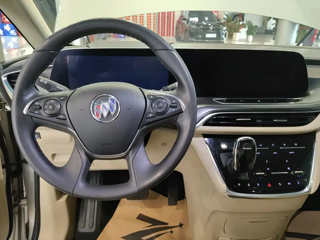 Buick GL8 — миниатюра 3