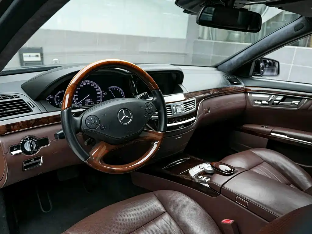 Mercedes-Benz S-Class — миниатюра 9