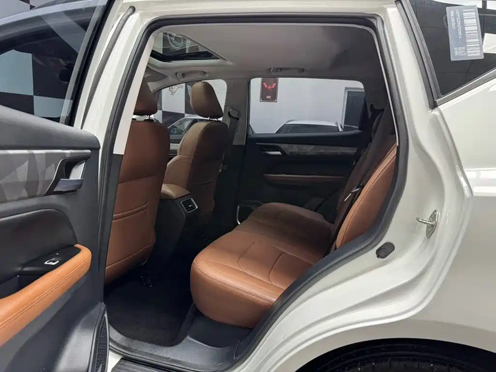 Geely Vision X6 — миниатюра 8
