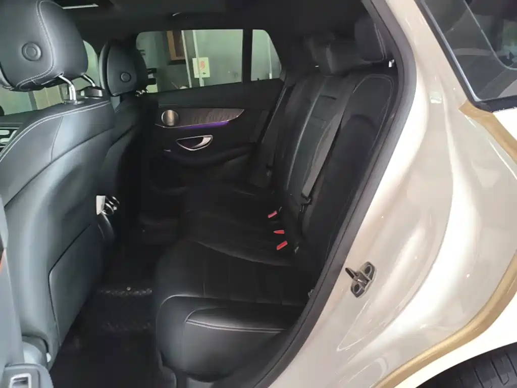 Mercedes-Benz EQC — миниатюра 17