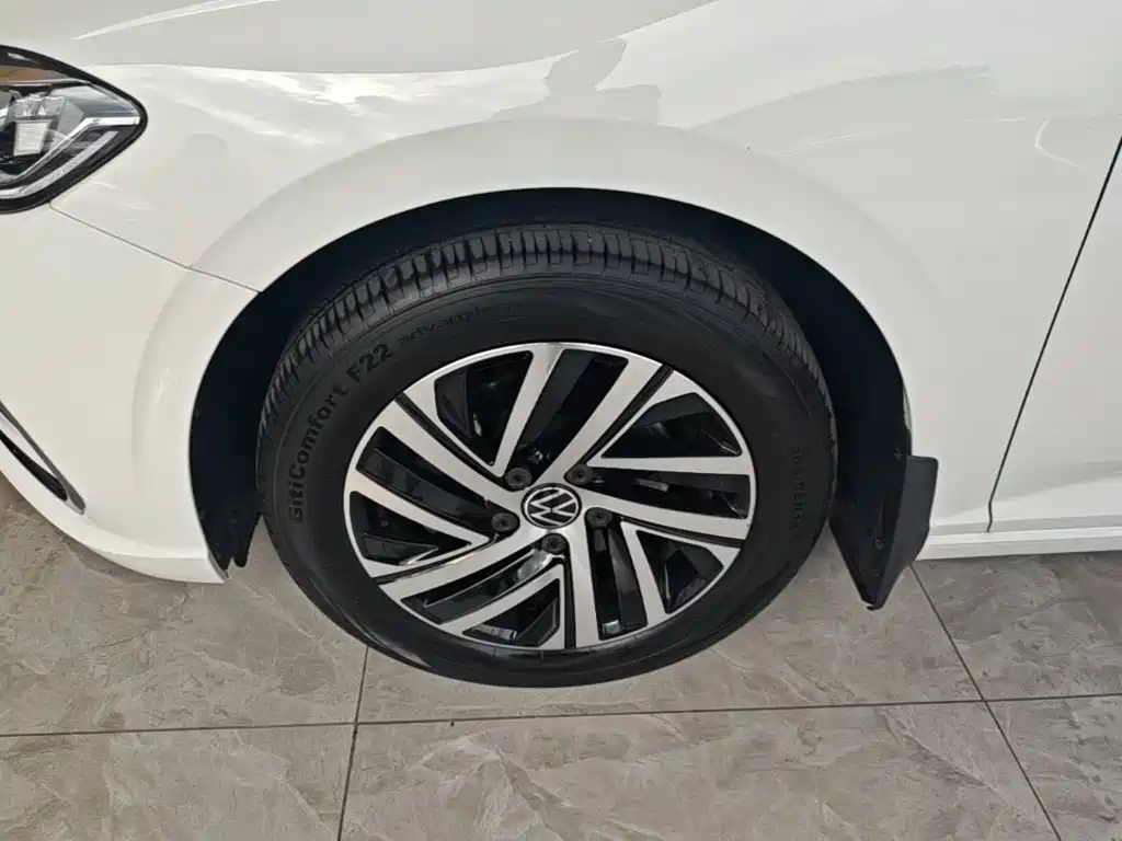 Volkswagen Lavida — миниатюра 23