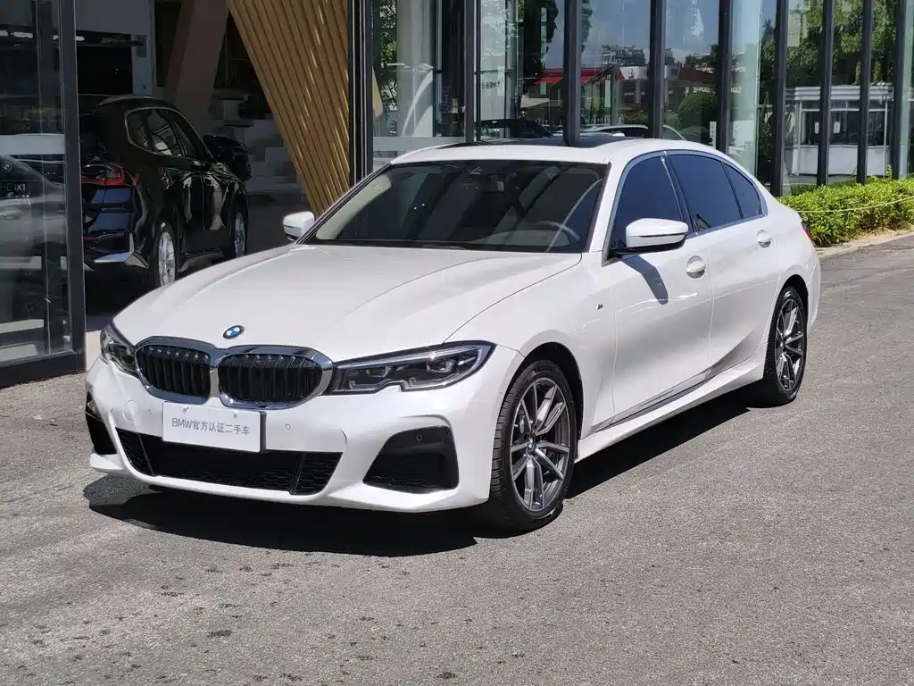 BMW 3 Series 2022