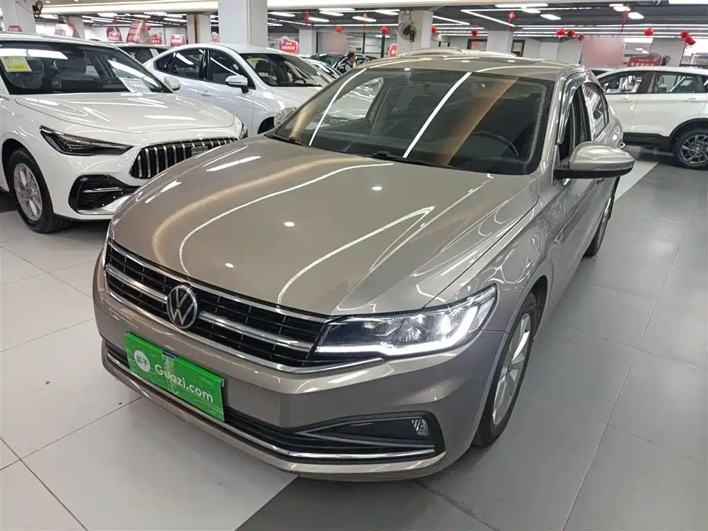 Volkswagen Bora 2021
