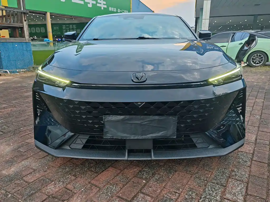 Changan UNI-V — миниатюра 2