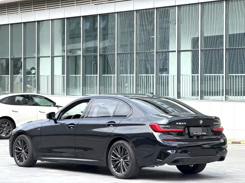 BMW 3 Series — миниатюра 11