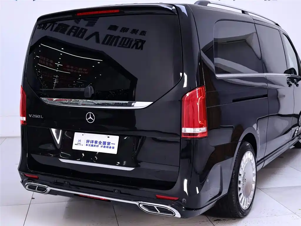 MERCEDES-BENZ V CLASS