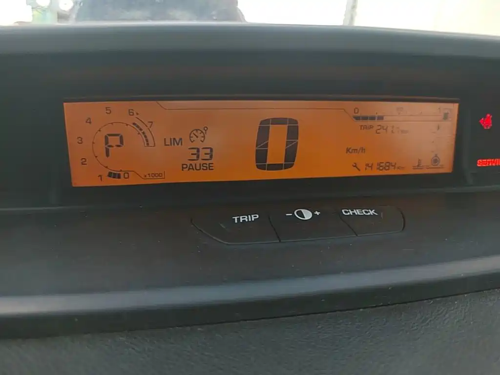 Citroen C-Quatre — миниатюра 12