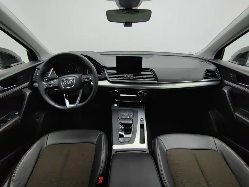 Audi Q5L — миниатюра 5