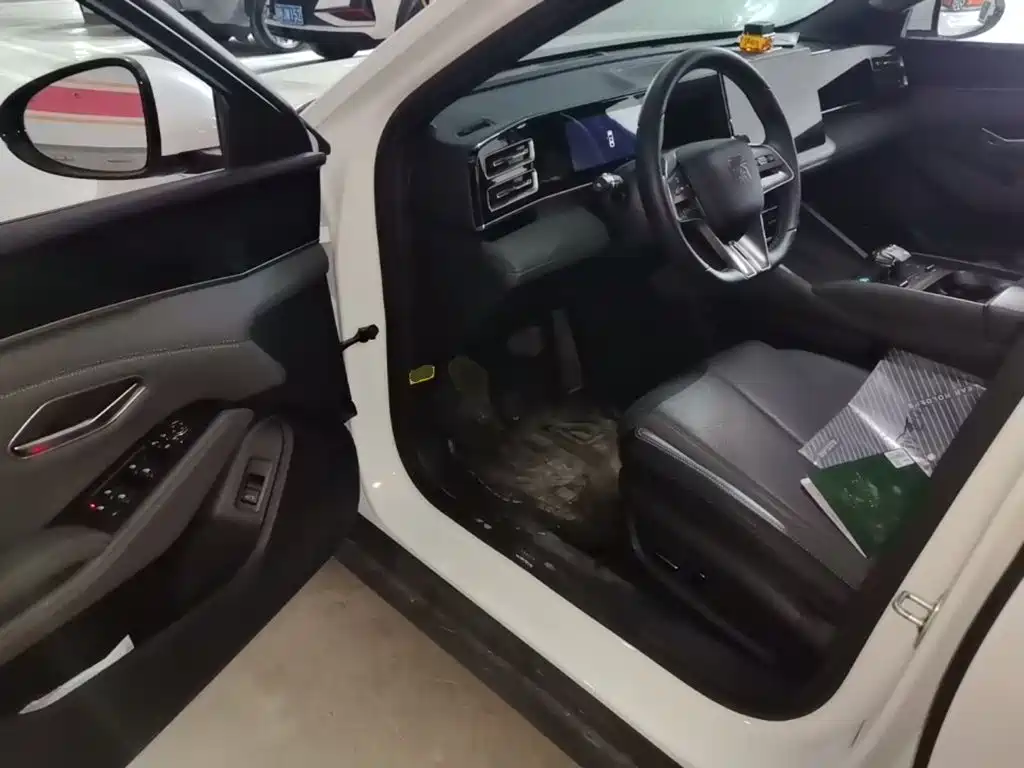 BYD Qin L — миниатюра 16