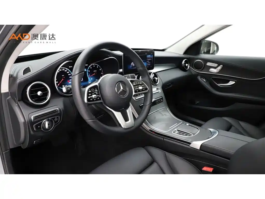 Mercedes-Benz C-Class — миниатюра 6