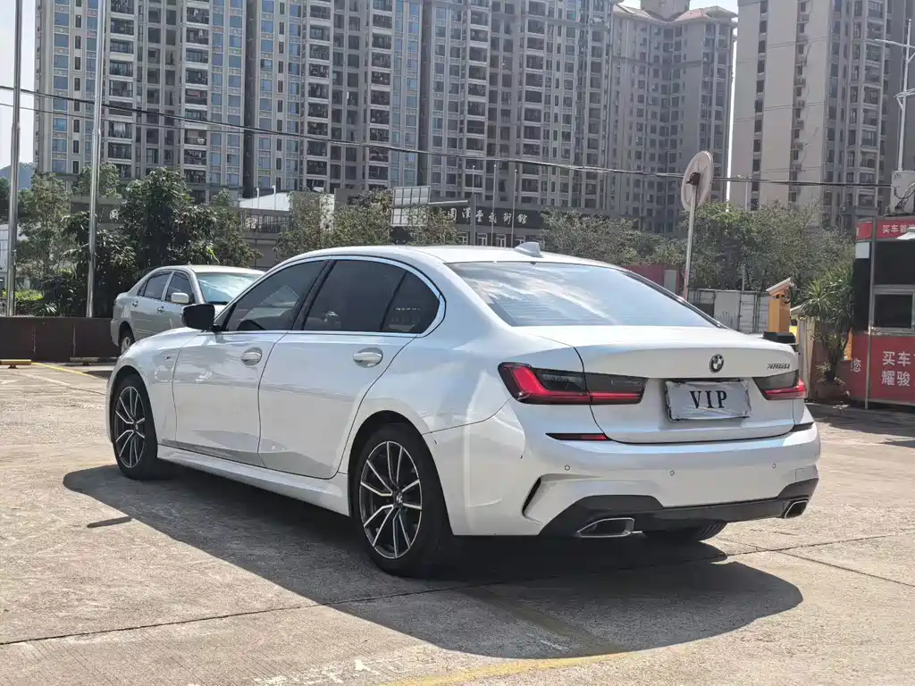 BMW 3 Series — миниатюра 9