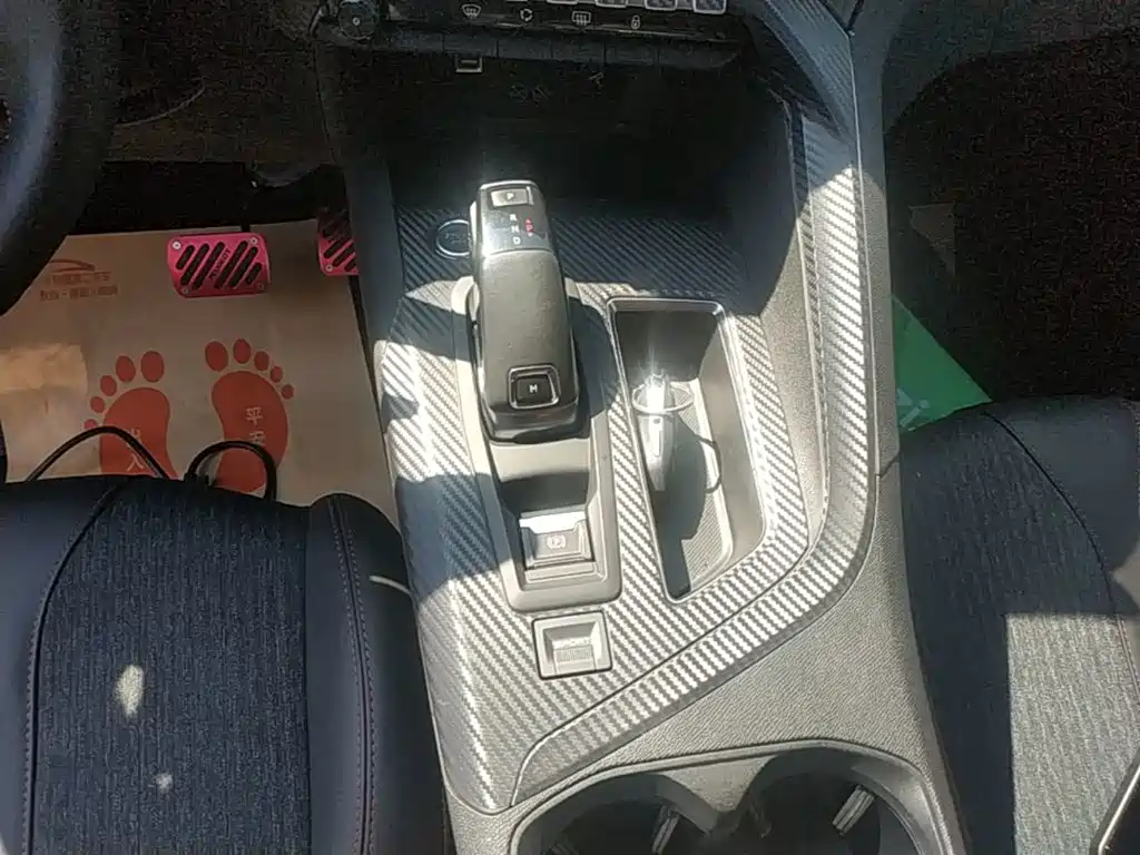 Peugeot 5008 — миниатюра 14