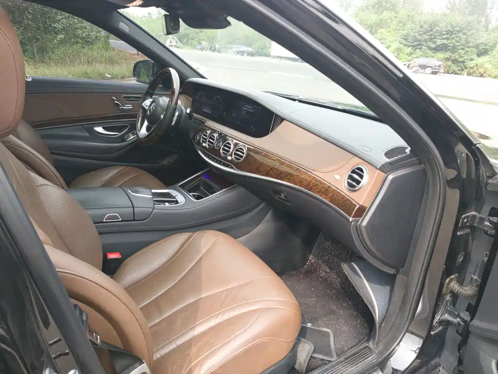 Mercedes-Benz S-Class — миниатюра 5