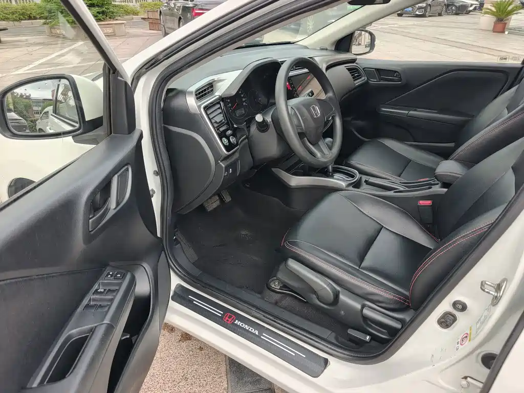 Honda City — миниатюра 8