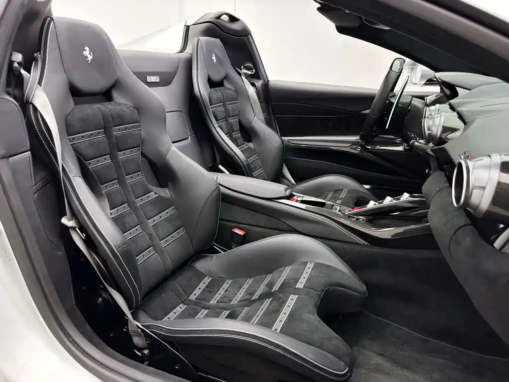 Ferrari 812 — миниатюра 22